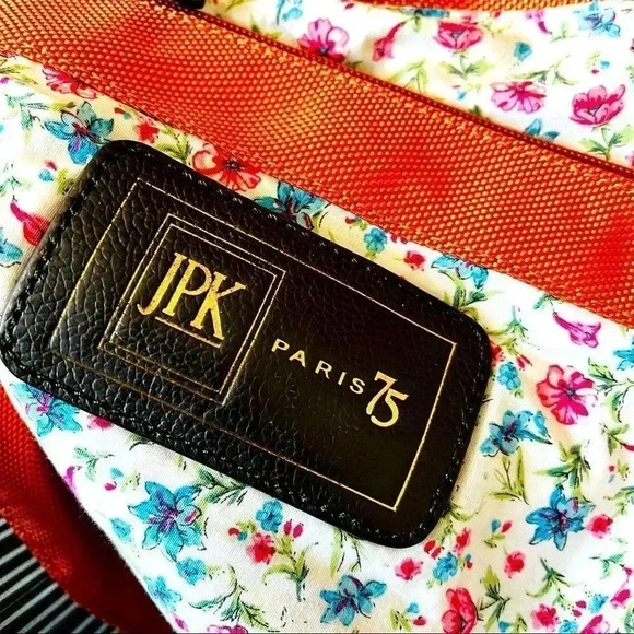 JPK Paris 75 Bucket Bag - Picture 9 of 11